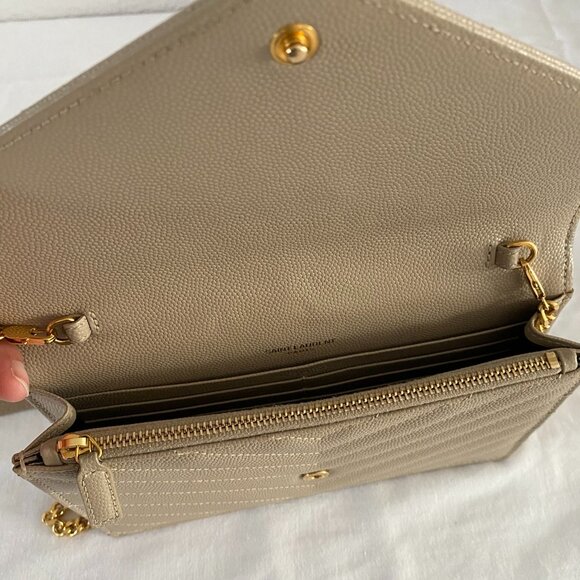 YSL C. Wall (153Y) Mono Avec - Beige w/Gold chain - Picture 5 of 10